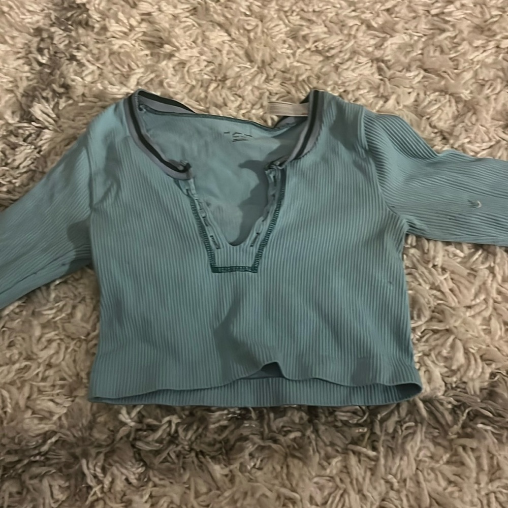 Long sleeve teal urban top
